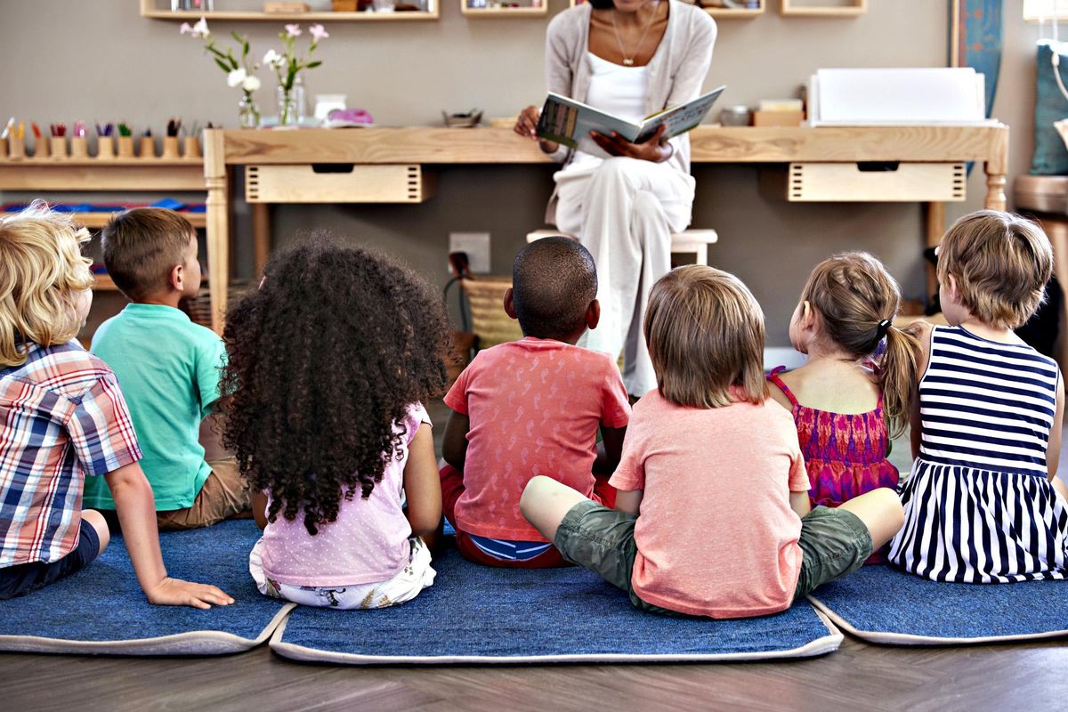 Libri con porno «artistici» all’asilo. Regalo della Fondazione Benetton