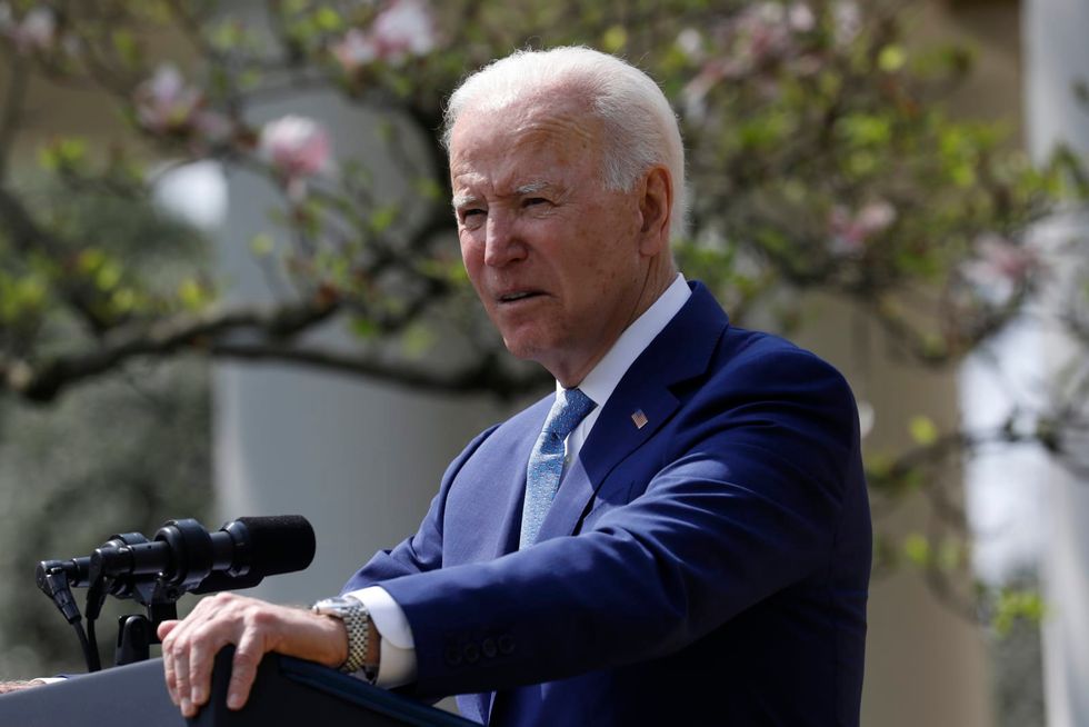 17 Democratic Senators Urge Biden To Expand Medicare Coverage Now