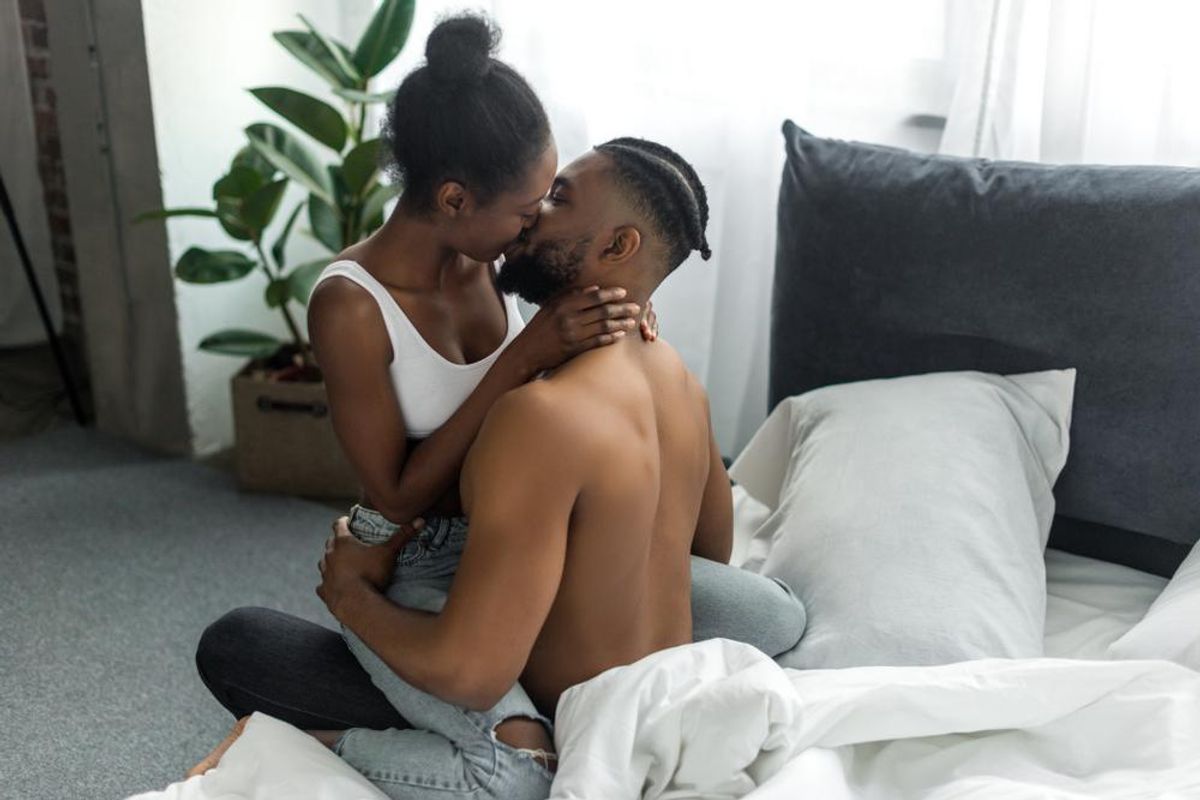 Kissing With Tongue: How To French Kiss, According To An Expert - xoNecole