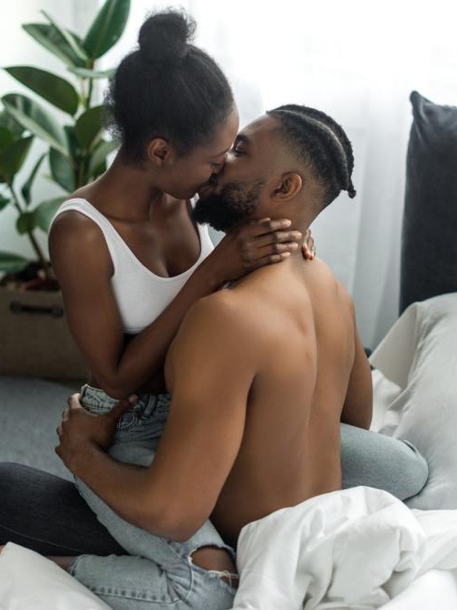 How To French Kiss Like A Pro - xoNecole