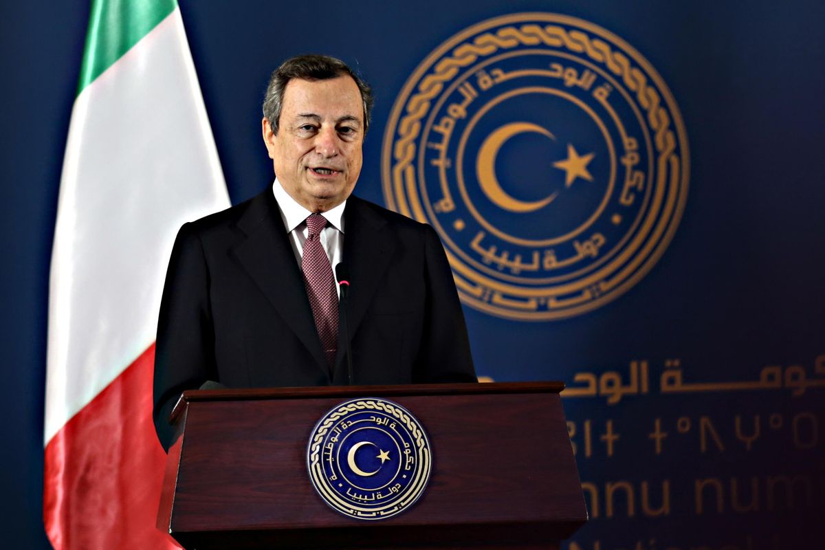 Draghi loda la Guardia costiera libica, cancella Conte e spacca la sinistra