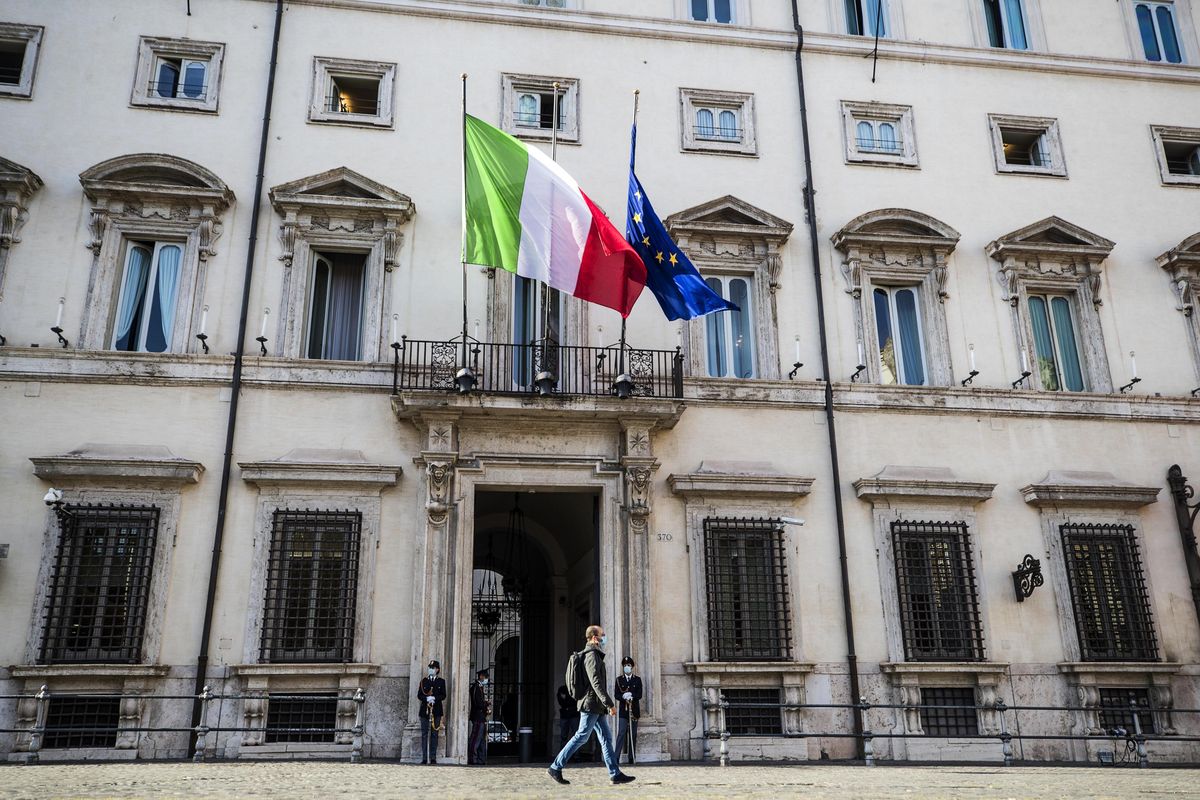 Dopo i termoscanner di Palazzo Chigi, mille telecamere cinesi nelle Procure