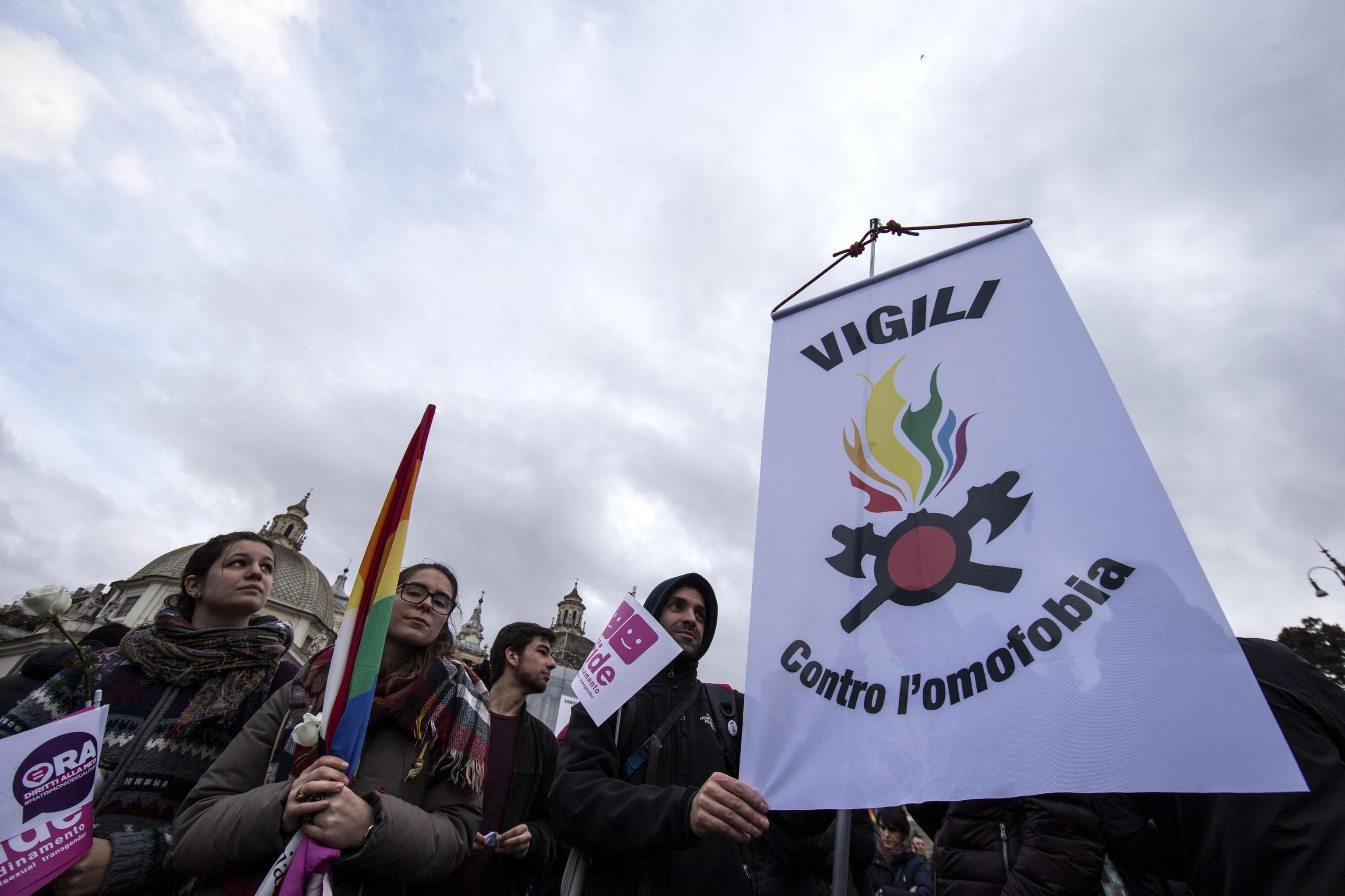 Il ddl Zan fa la guerra ai sentimenti e separa gli omosessuali dagli «altri»