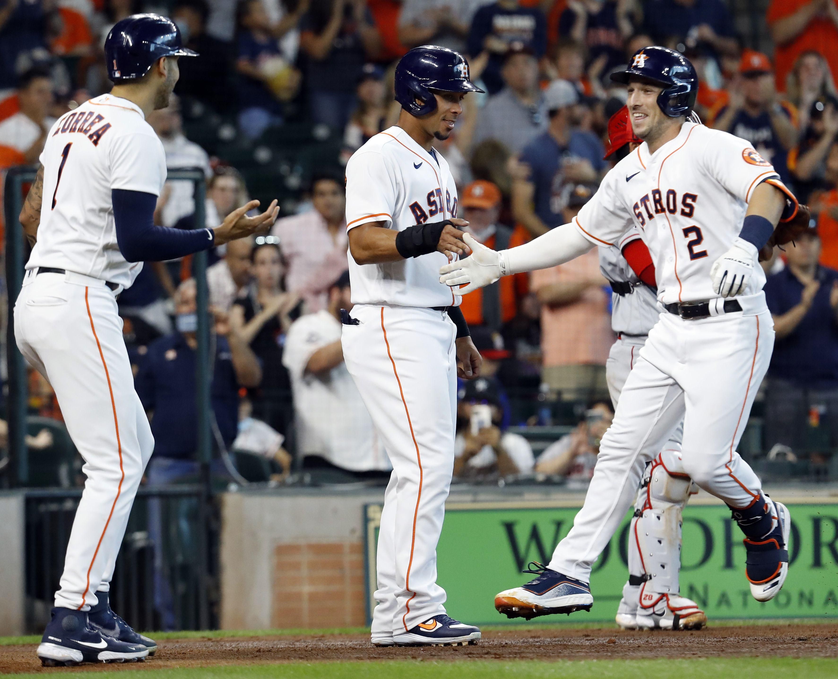 Astros end slump at Minute Maid and may have found a hidden gem