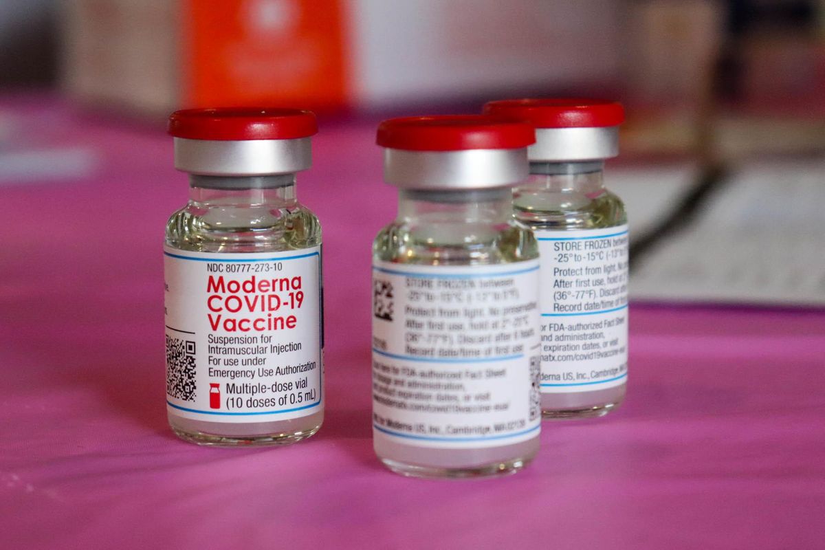 Florida Republicans Claim COVID-19 Vax Is A 'Bioweapon,' Demand DeSantis 'Ban The Jab'