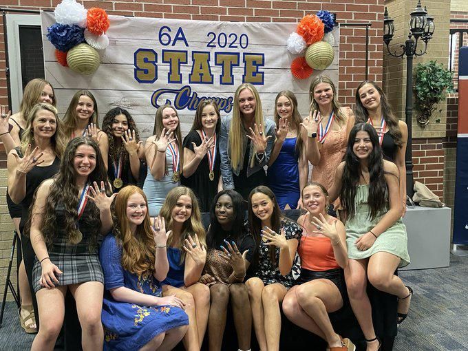 Ring Season: Seven Lakes volleyball, Katy football receive state championship rings