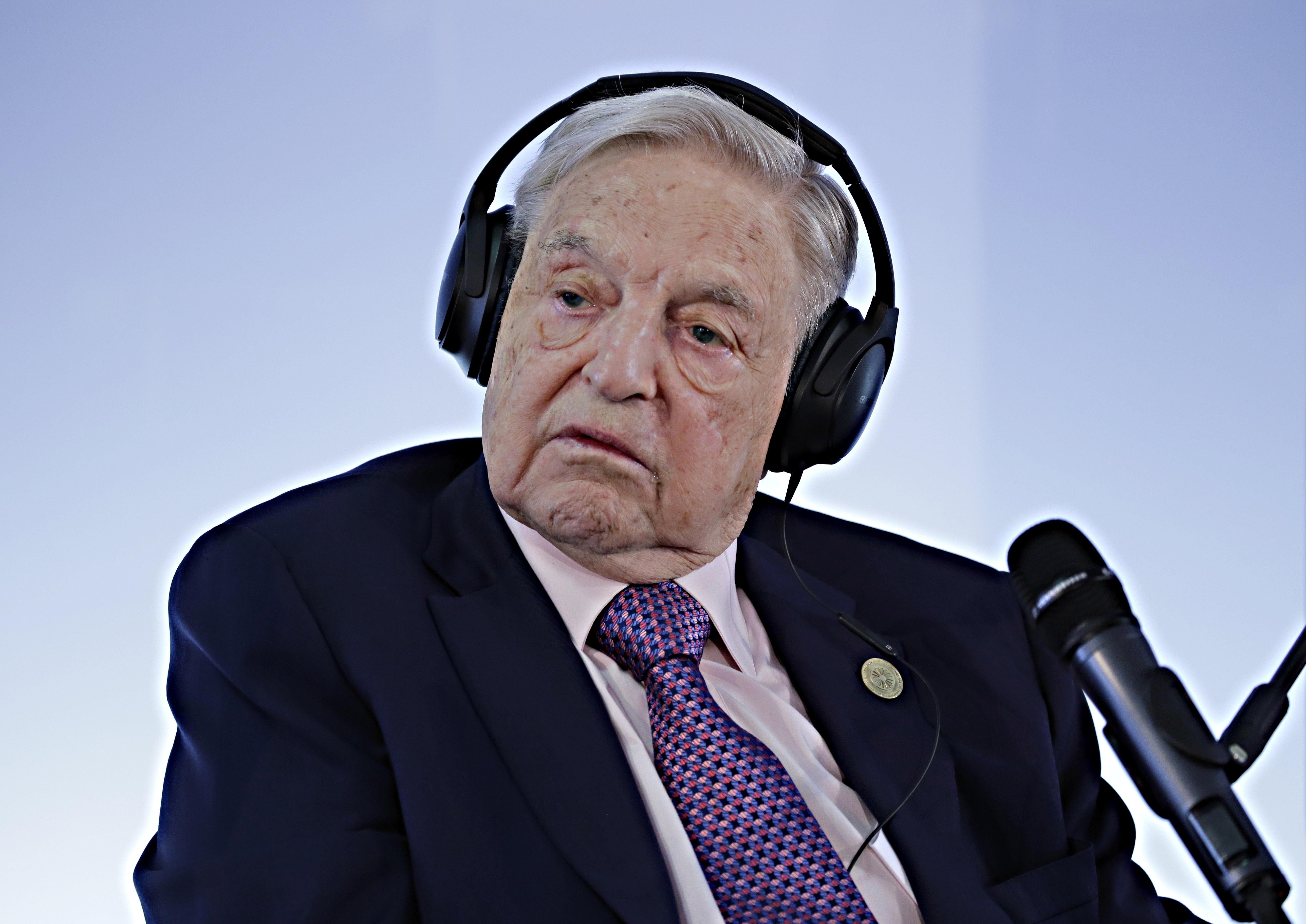 La Ong che attacca il sistema Italia finanziata da Soros