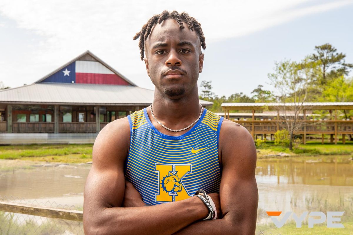 #WHATASNAP: Behind the Scenes at the 2021 VYPE SETX Track & Field Photoshoot