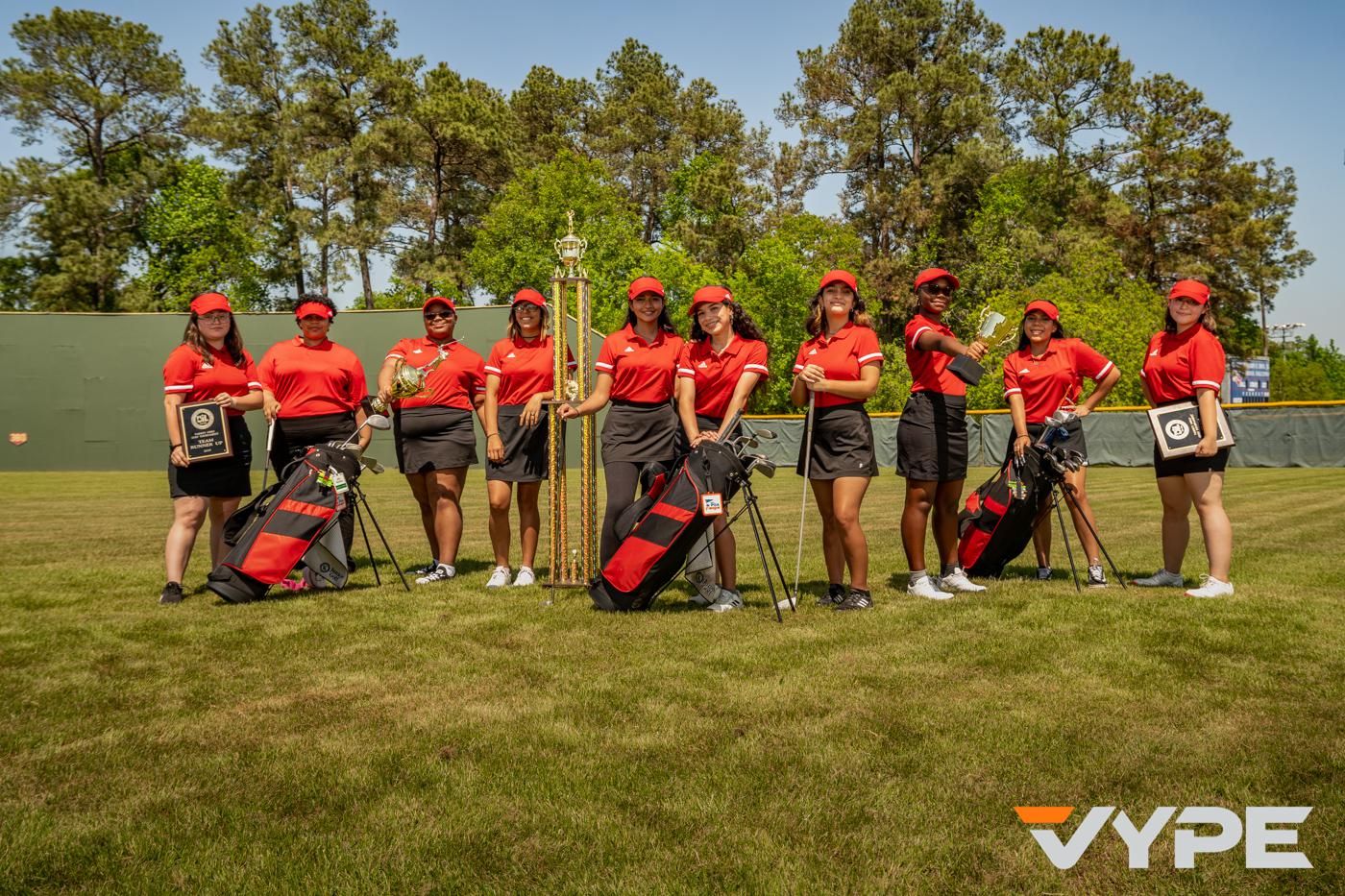 Aldine ISD Magazine: Dominating the Links