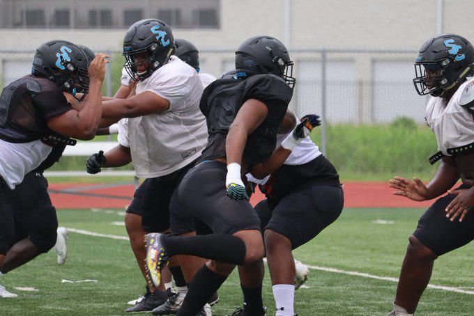 RECRUITING: Shadow Creek freshman DE Zion Taylor picks up UH offer, fourth overall