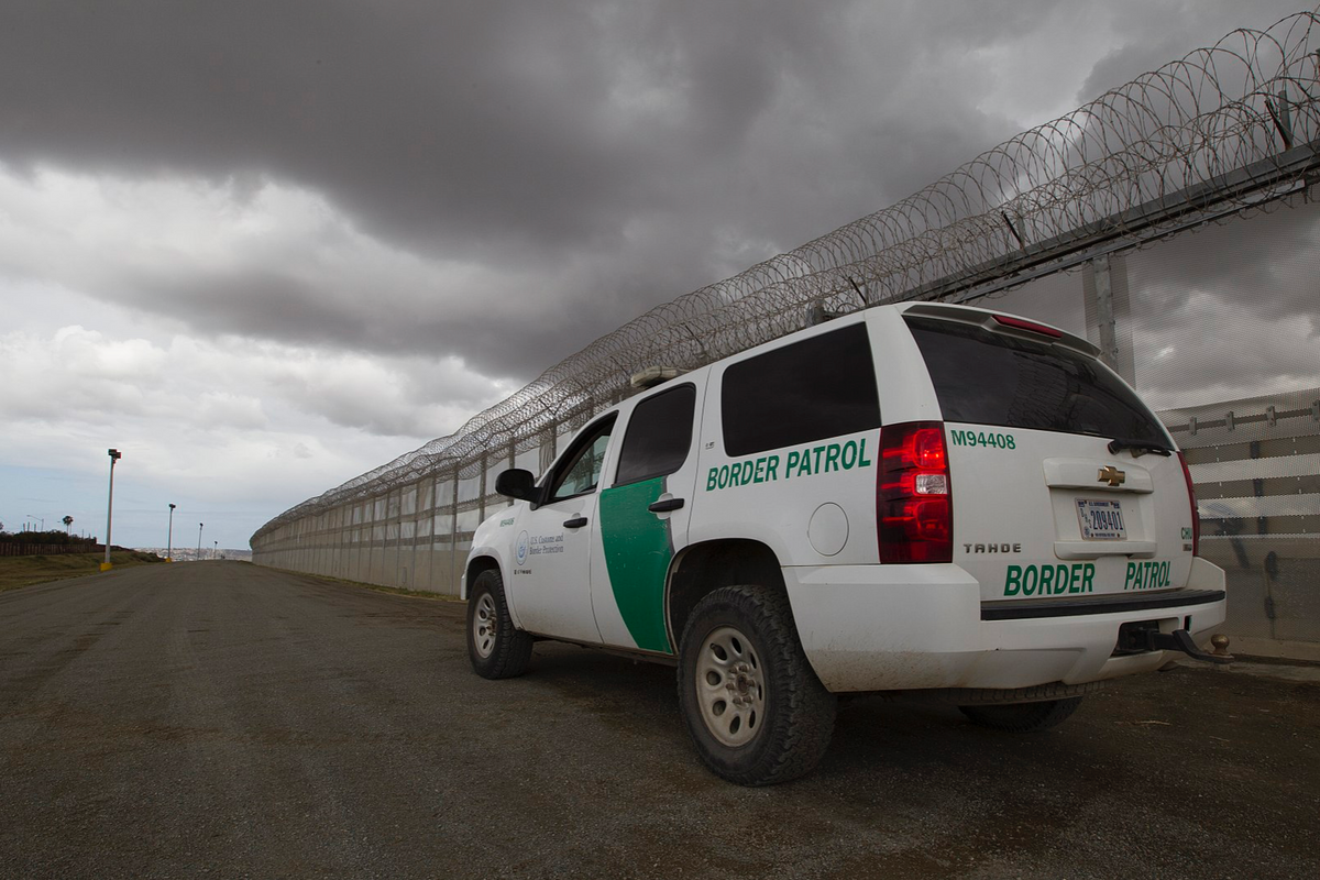 Far-Right Extremists Rally Behind 'Take Back Our Border' Convoy