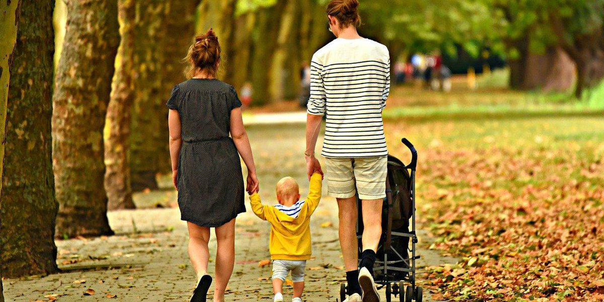 People Explain Which Parenting Tactics Should Not Be Considered Normal
