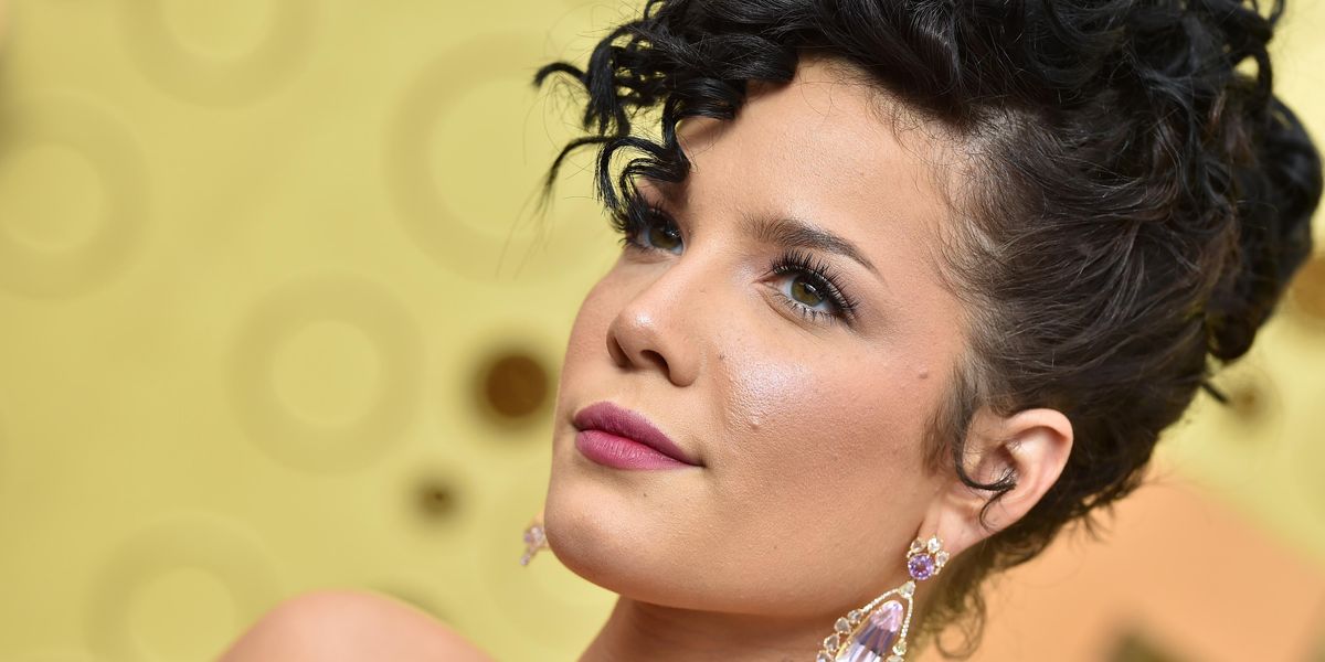 The Way Halsey Met Her BF Is the Ultimate Meet Cute