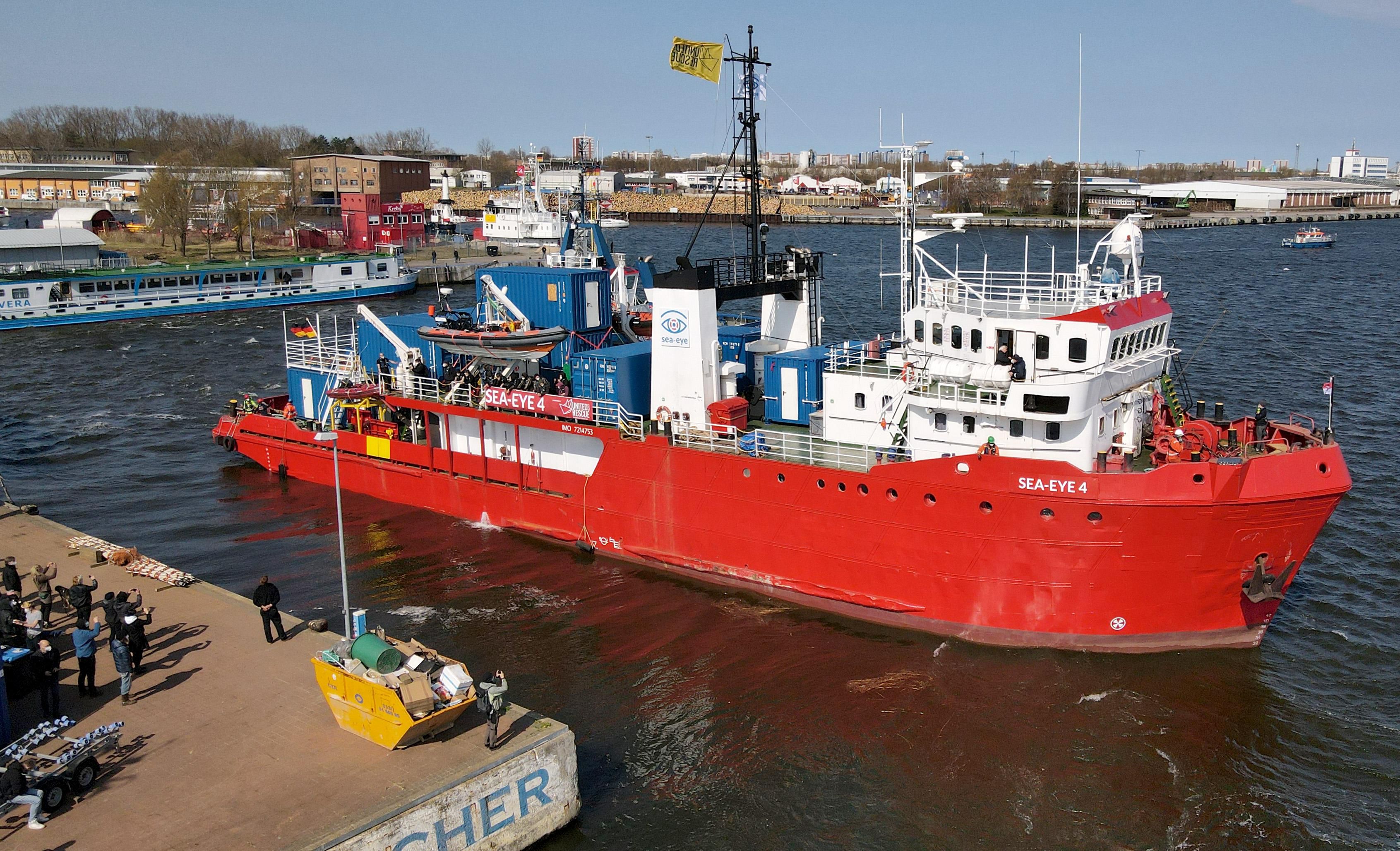 Ci risiamo: Ong tedesca porta qui 400 clandestini