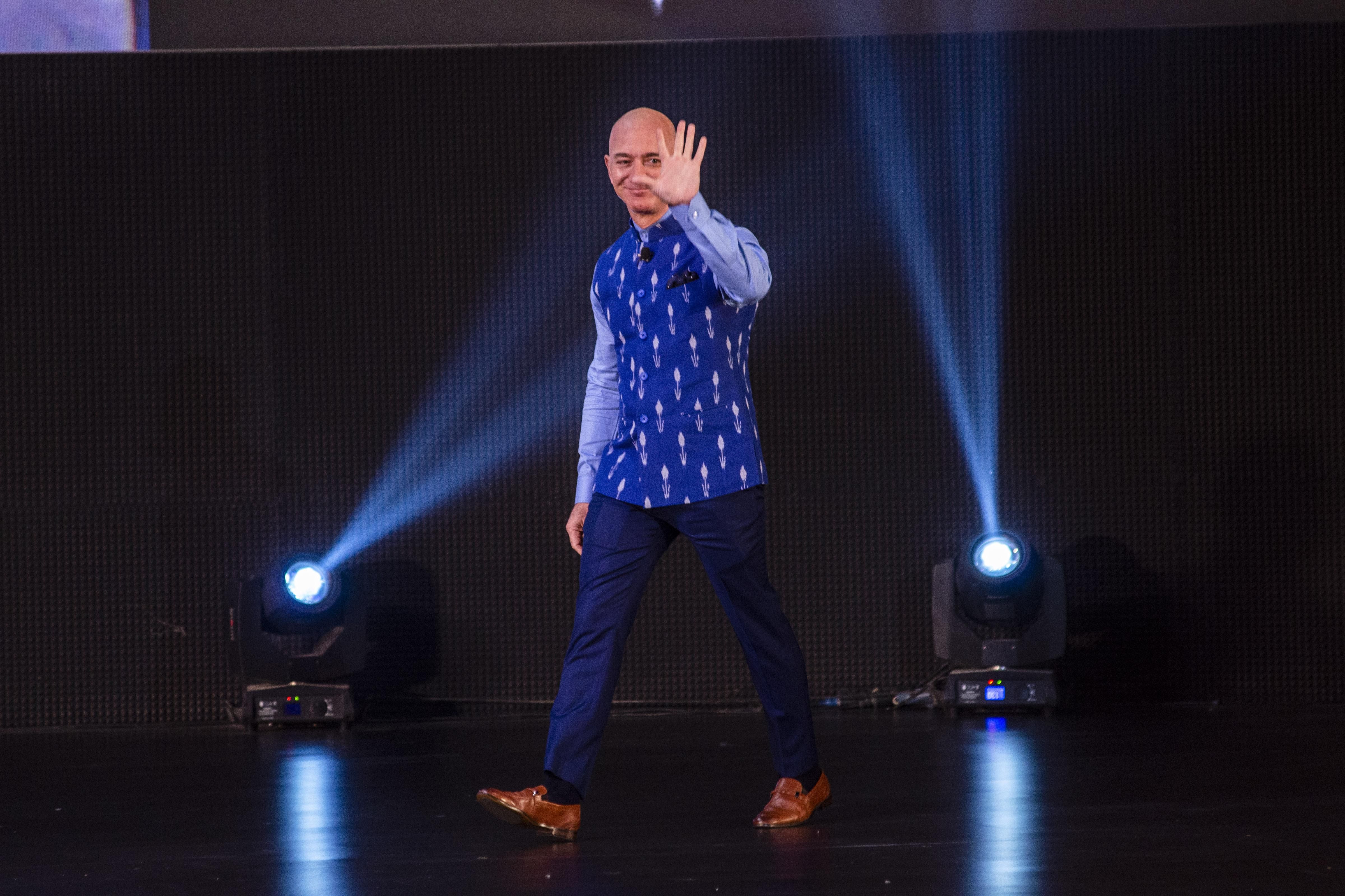 Amazon muove un primo passo pure nel settore telecomunicazioni