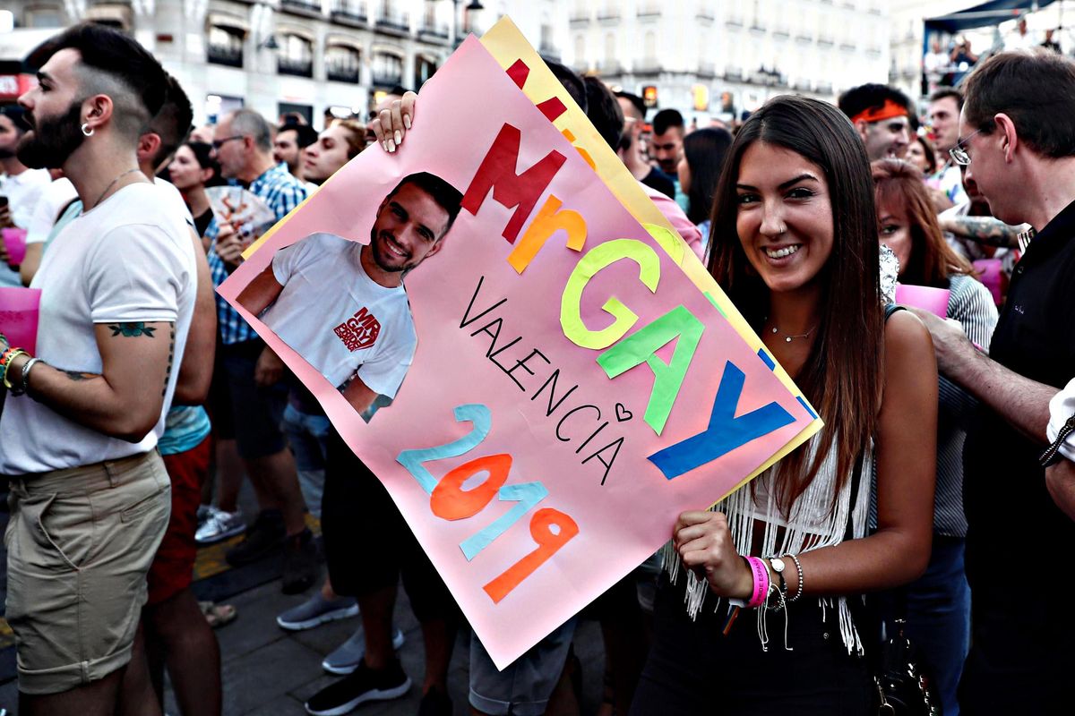 La sinistra si astiene, la Spagna affossa la sua «legge Zan»