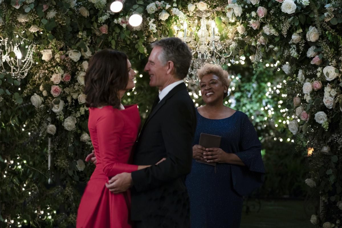 Scott Bakula and CCH Pounder at a wedding