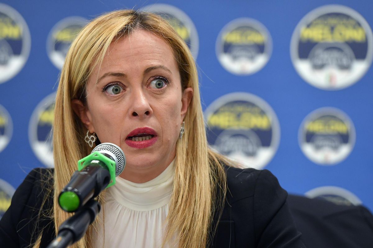 Meloni: «Il leader del Pd? Un marziano. E Draghi asseconda la sinistra»