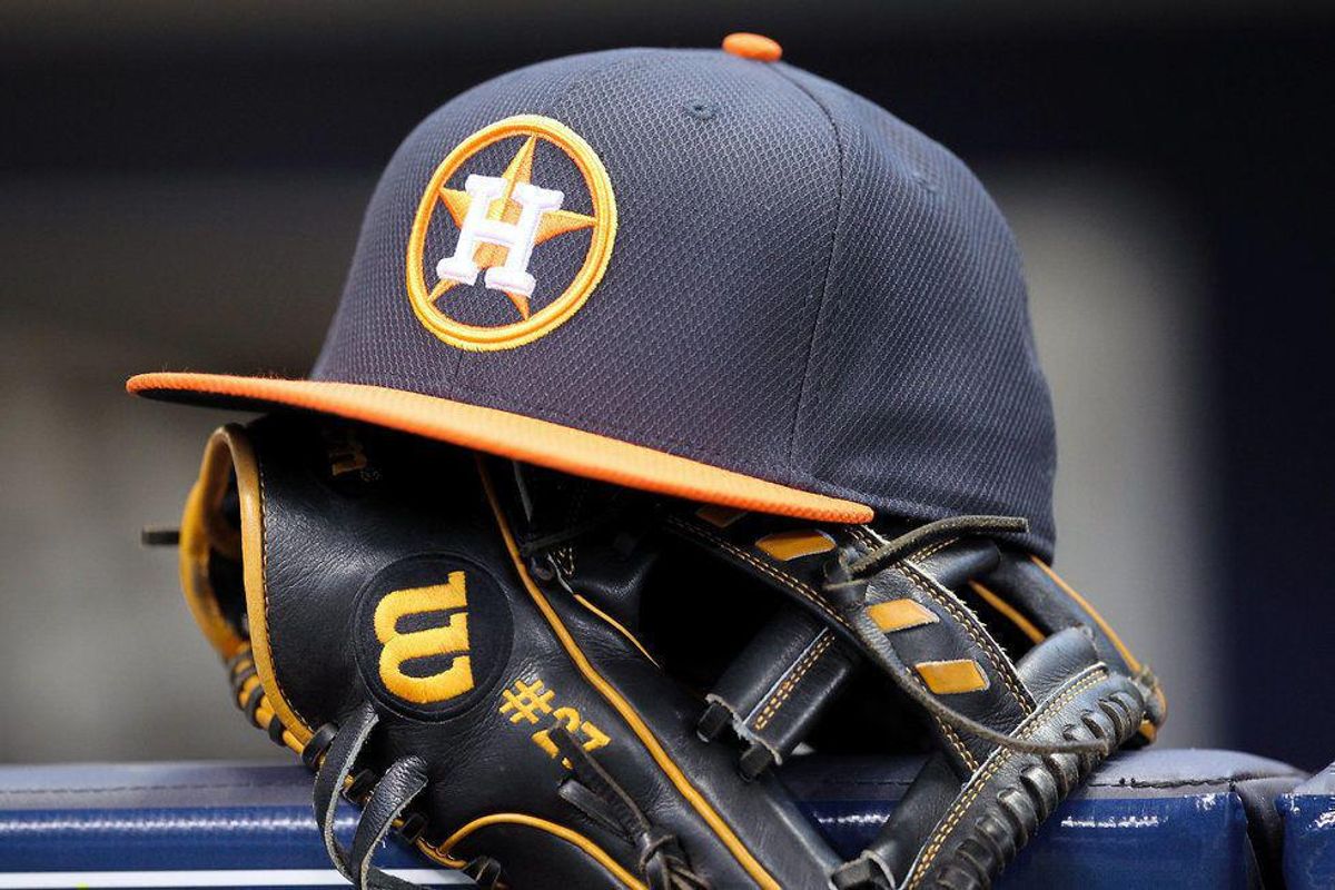 Astros' hat and glove