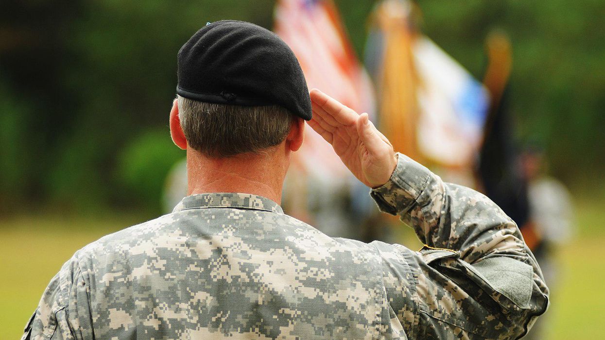 US Army Major saluting