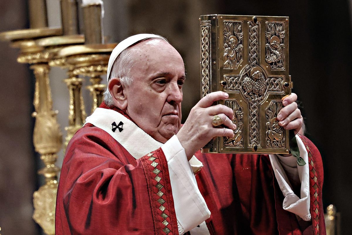Il Papa sferza la Cei: comando io col popolo