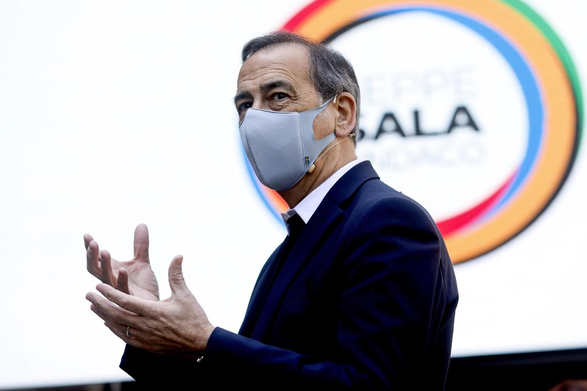 Il sindaco «lunare» Sala si accorge che i francesi si sono presi la Borsa