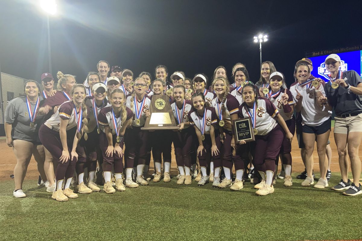 UIL State Softball: Benavides tosses shutout, Deer Park wins third state championship