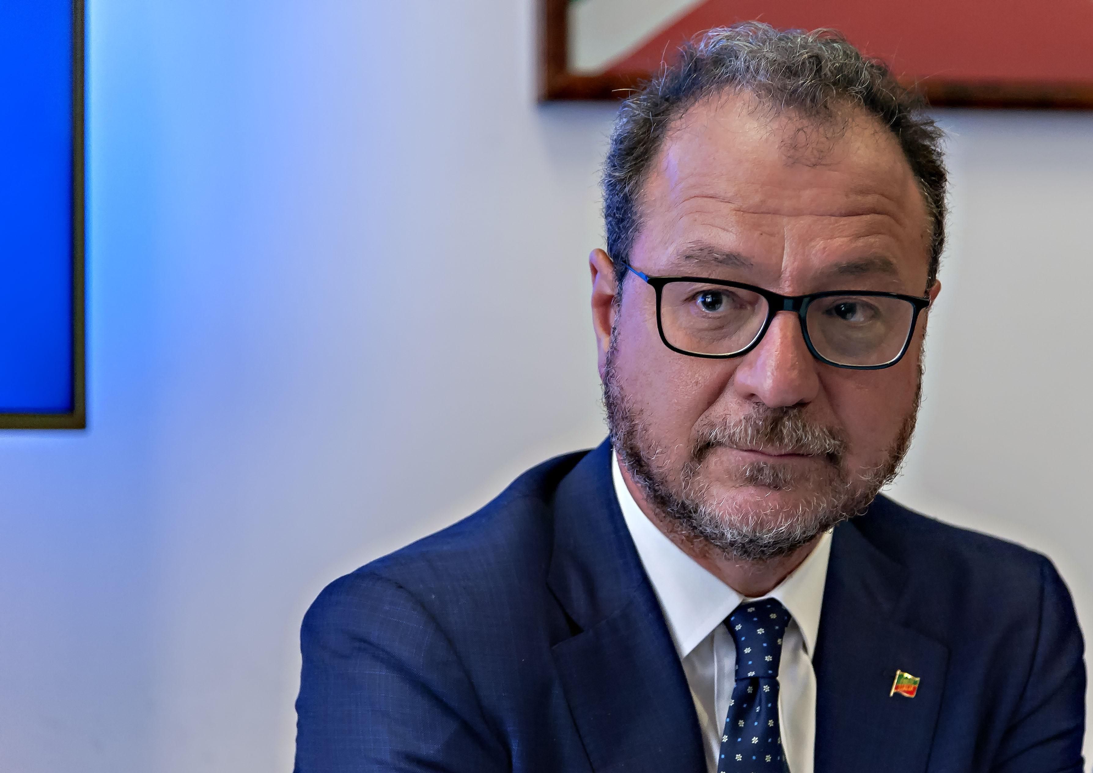 «Sì alla federazione, non sarà una svendita»