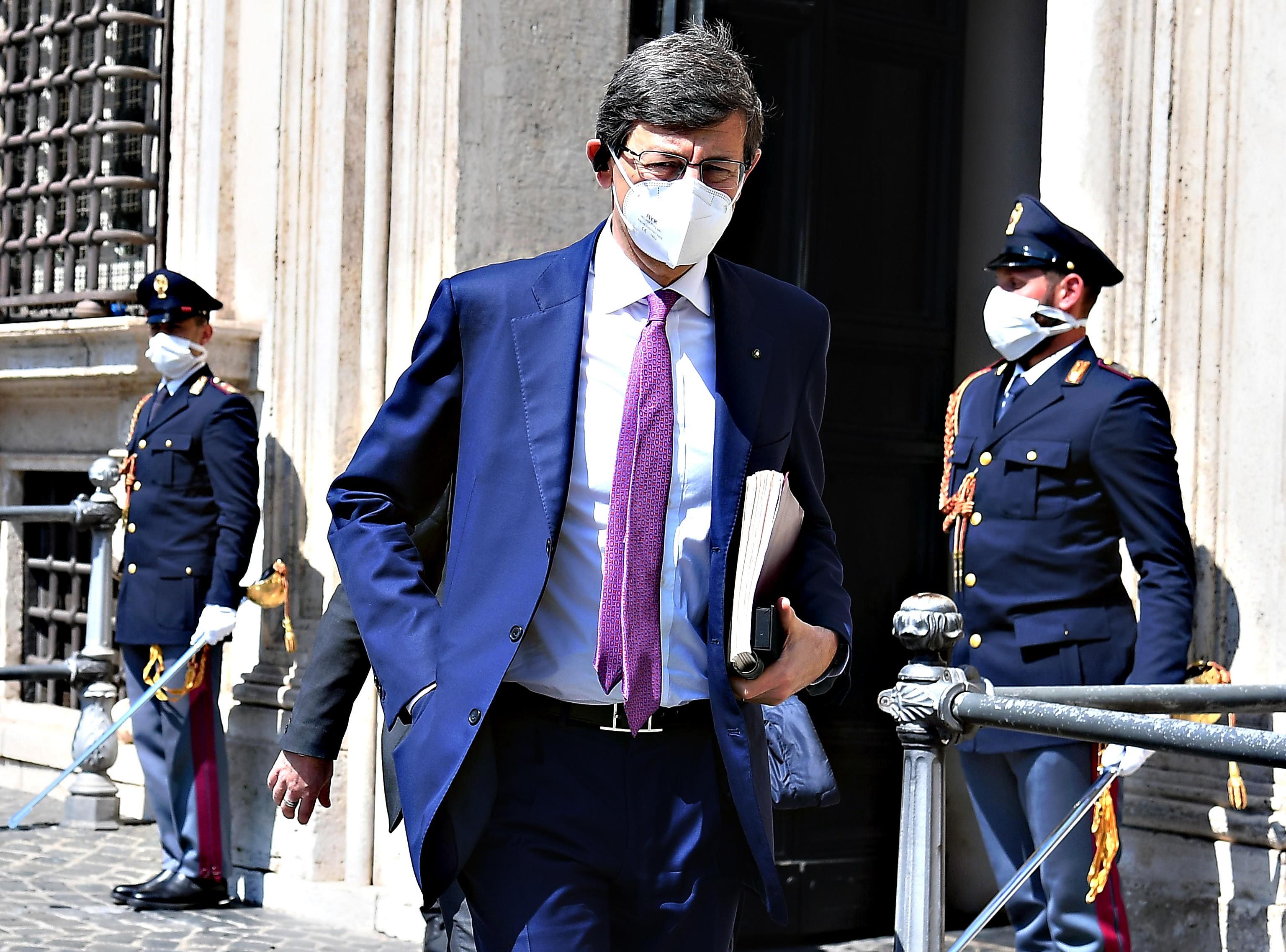 Internet in tilt, lampi sulla «nuvola» di Colao