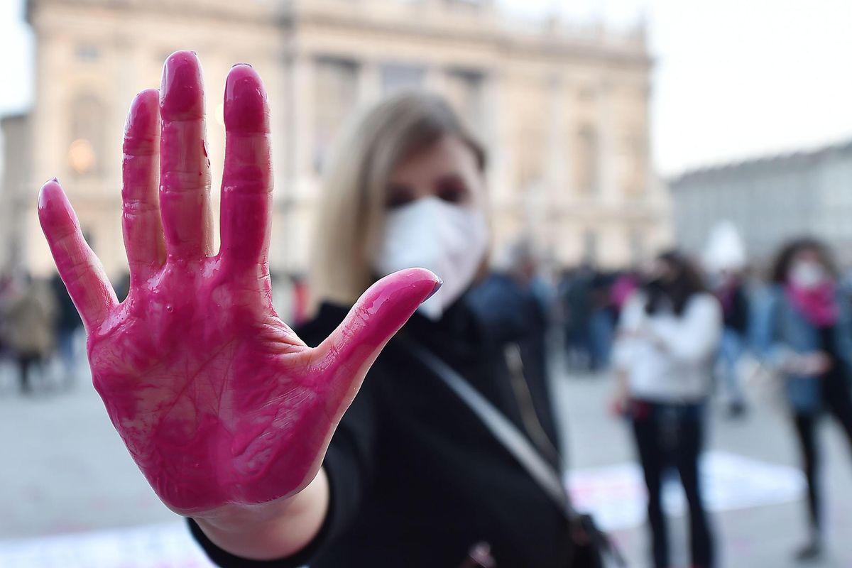 Il femminismo gender ha distrutto le donne