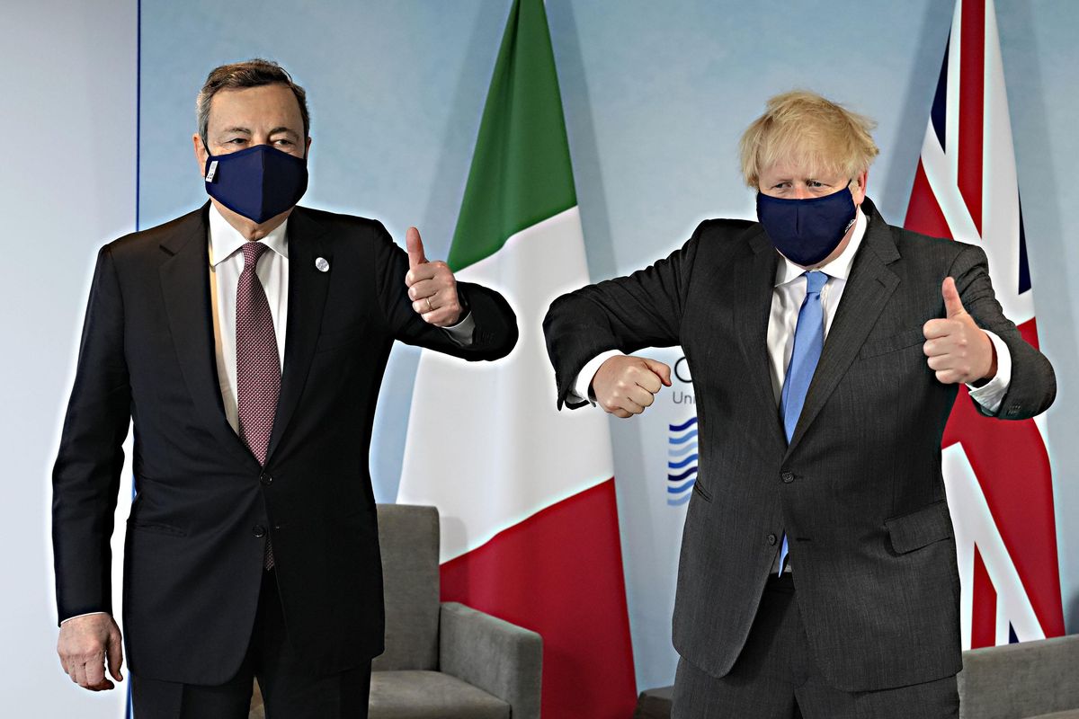 Draghi al G7 anti Cina. Grillo va dai cinesi