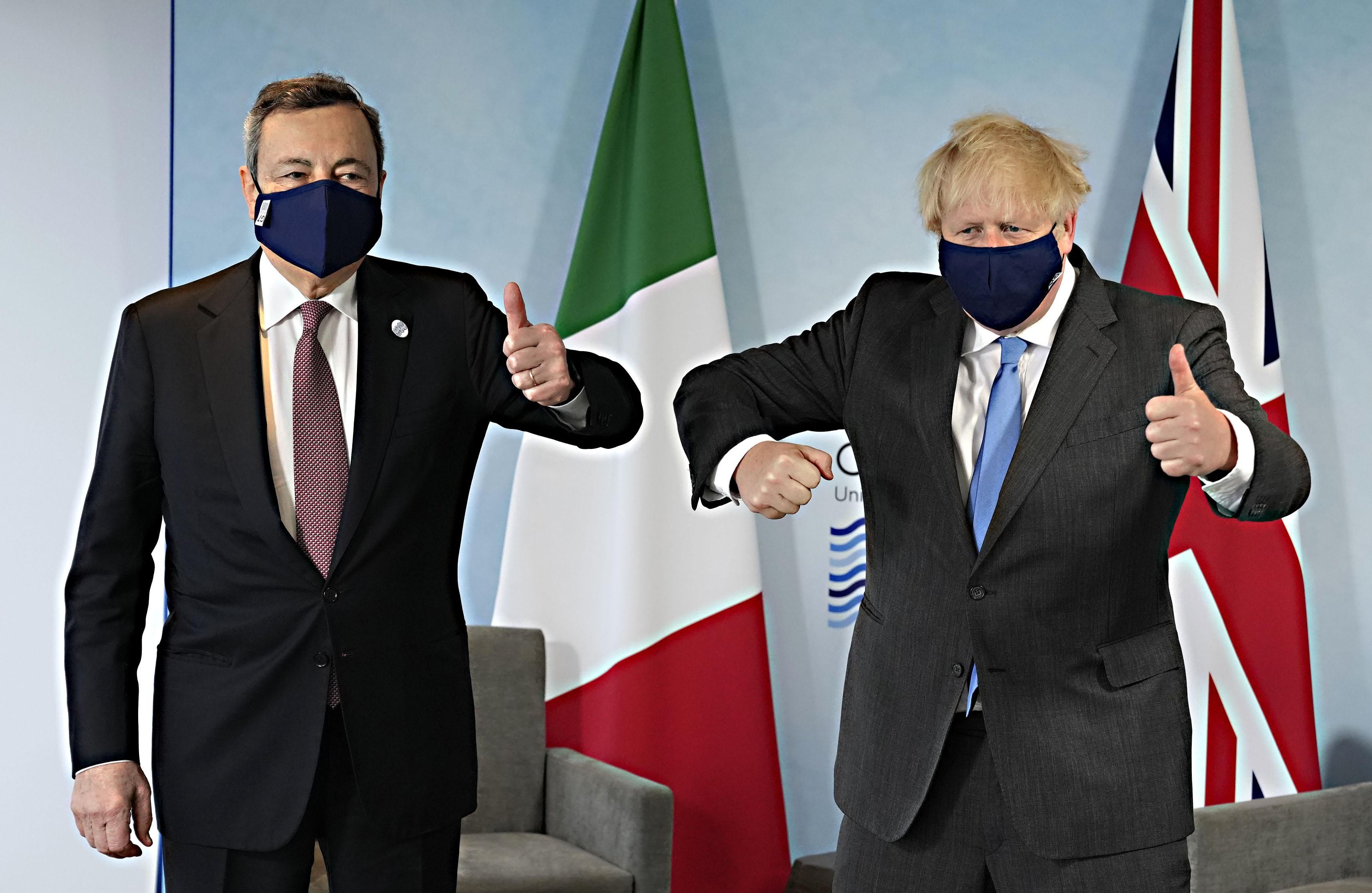 Draghi al G7 anti Cina. Grillo va dai cinesi