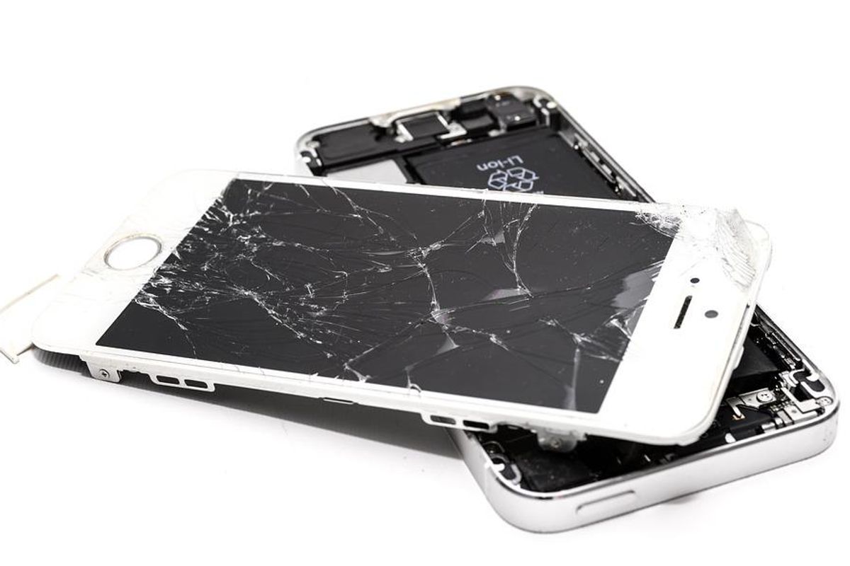 Dem Congressman Proposes Radical Legislation Allowing People To Fix Stuff They Own
