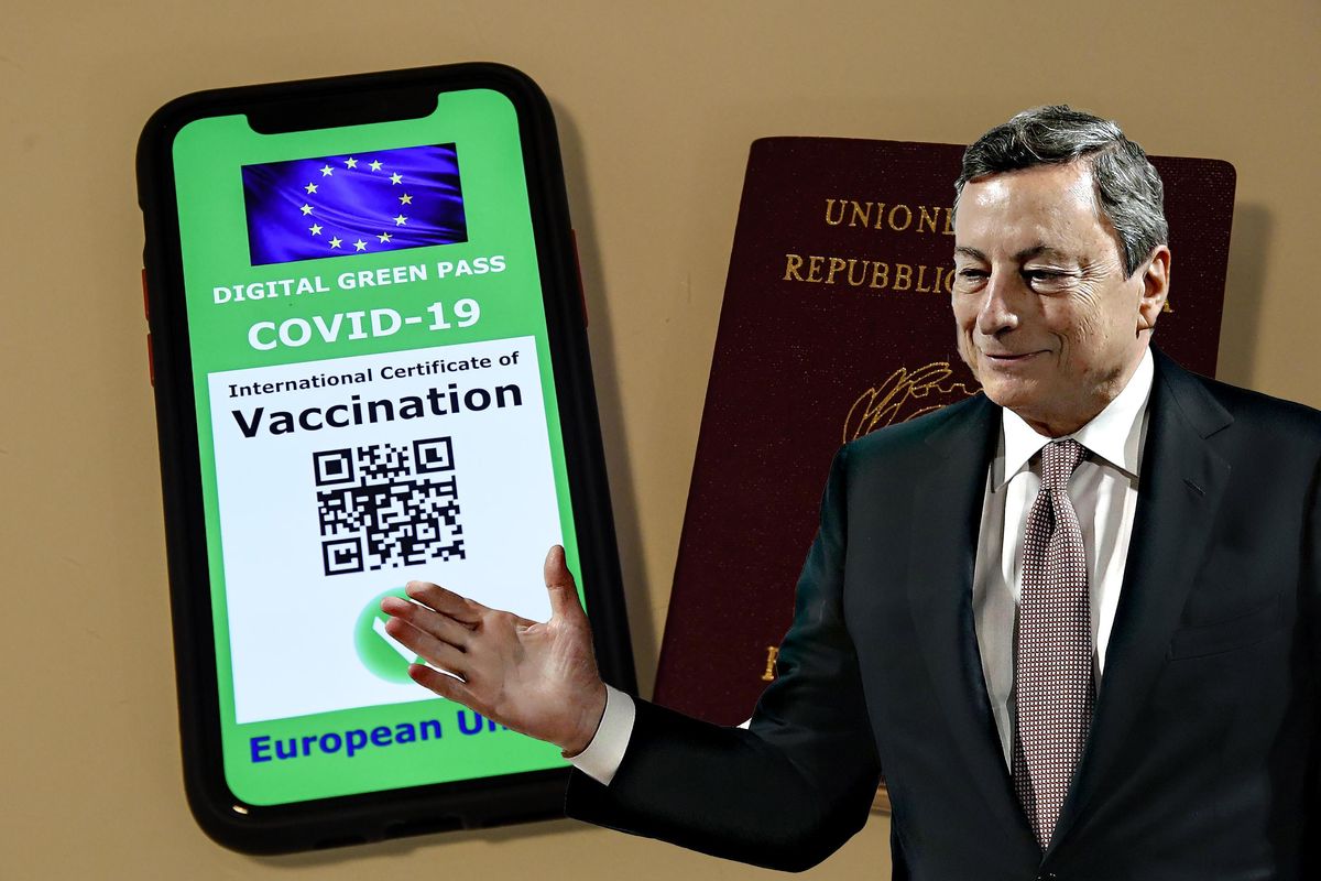 Tra certificati e tamponi molecolari il green pass è una tassa sui viaggi
