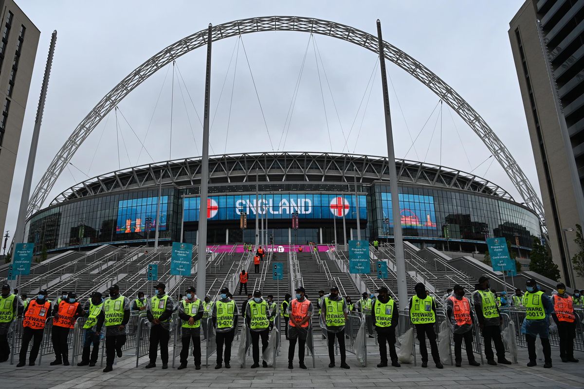 Euro 2020 e Covid, Londra costretta a rivedere le regole per la finale