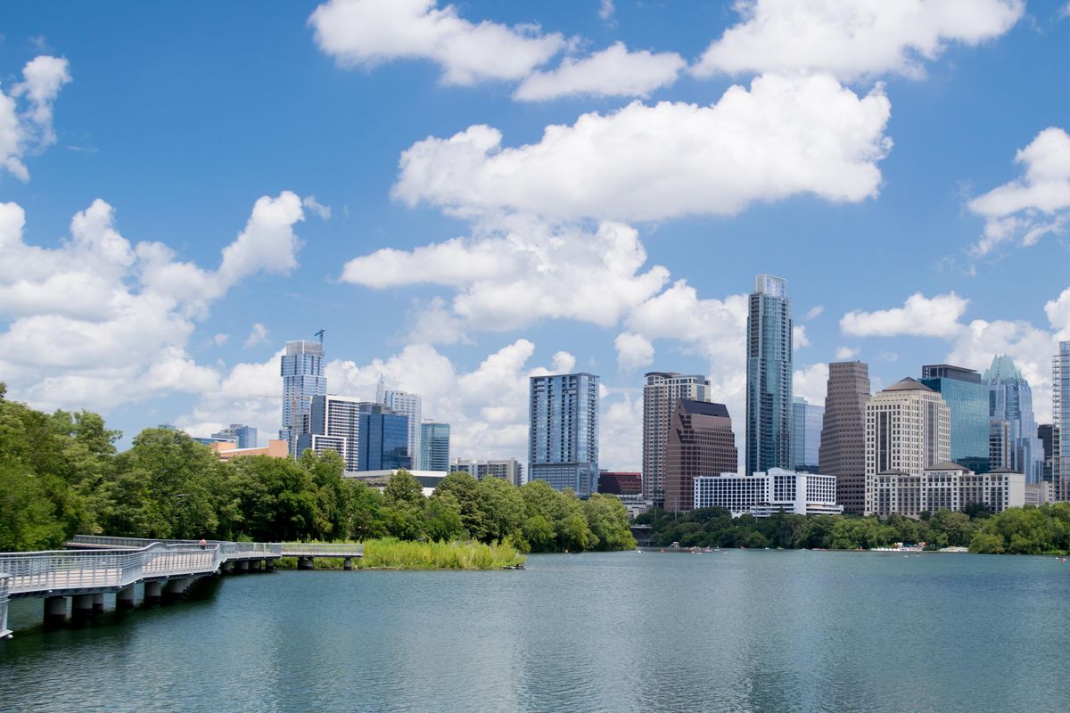 Heat advisory in effect before thunderstorms, cold front roll in