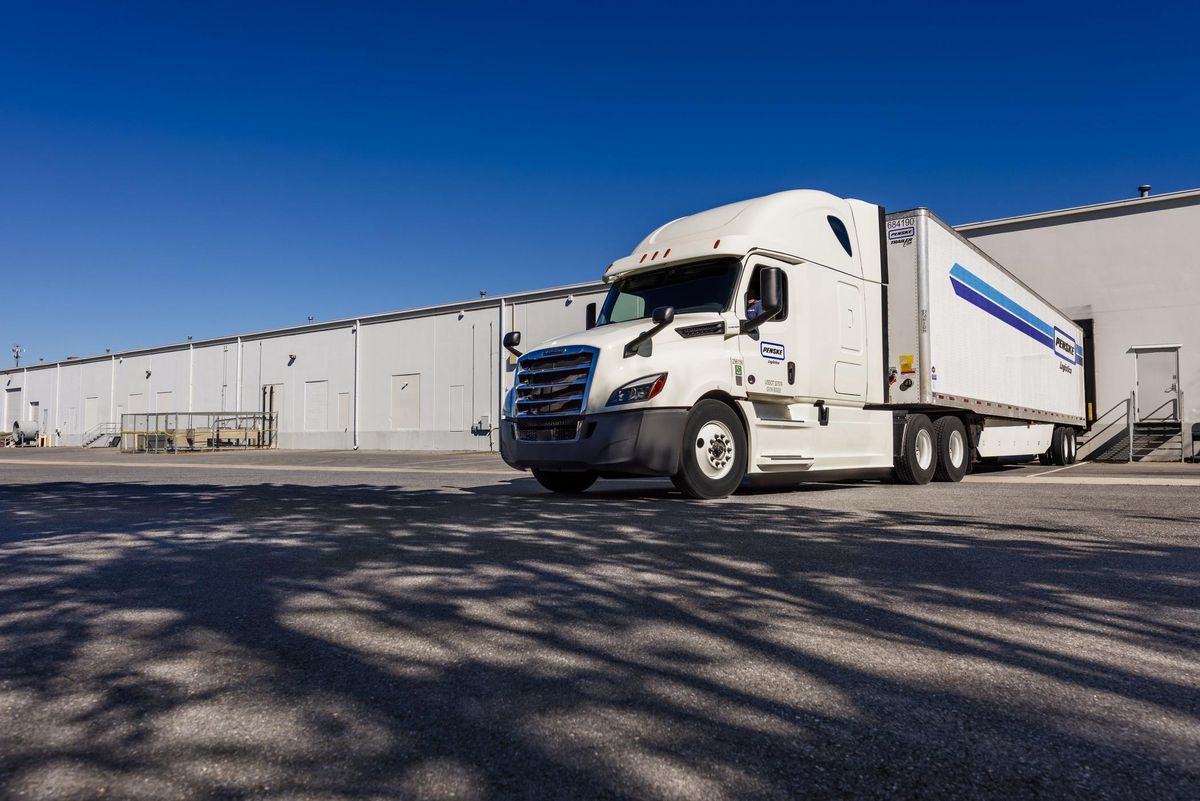 Penske Logistics Truck