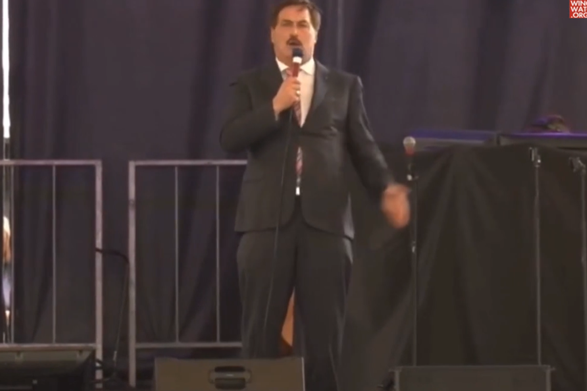 MyPillow Guy Reschedules Trump's Triumphant Return For 'Fall'