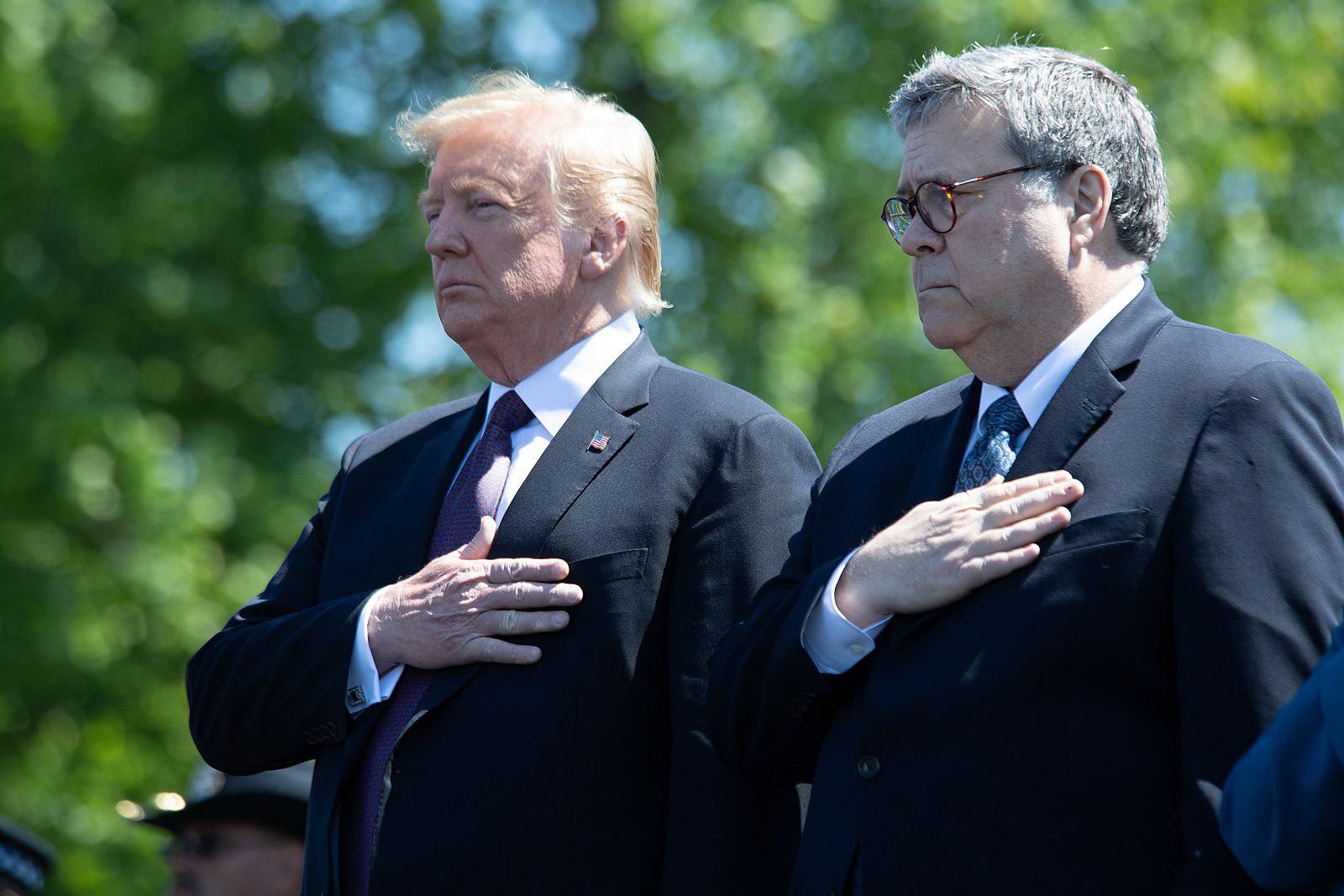 Former President Trump, right, and former Attorney General William Barr 