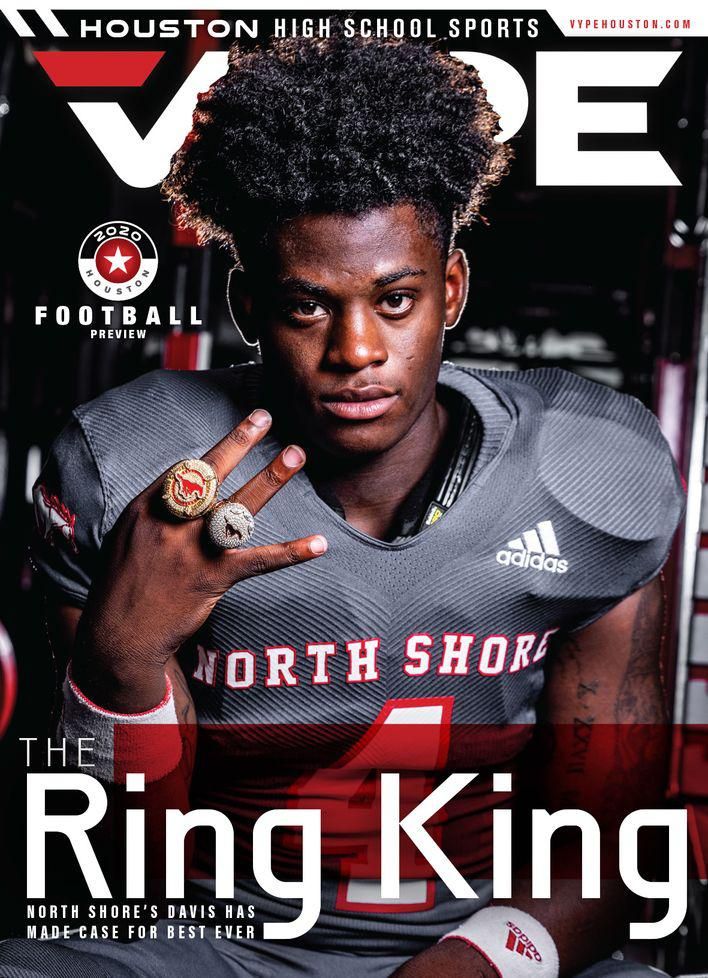 Auburn's Dematrius Davis wins Public School Football Player of the Year