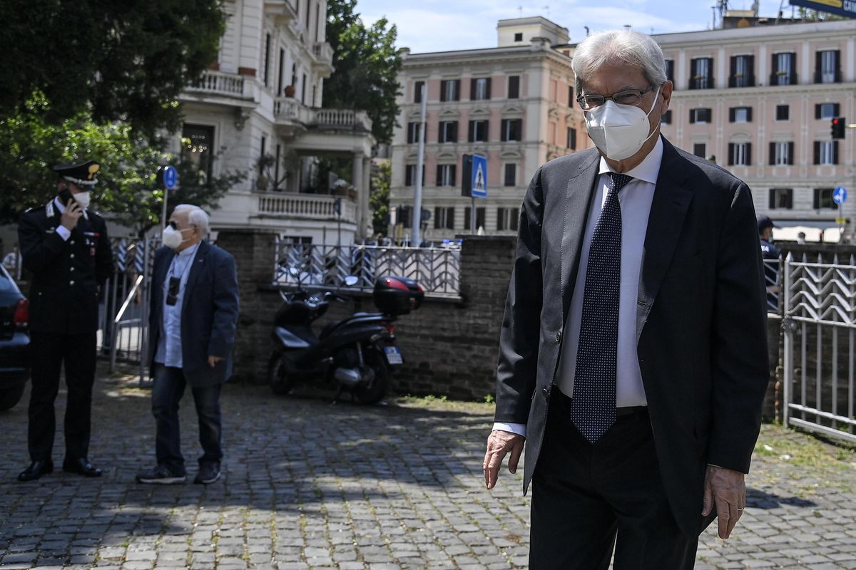 Il viceministro prodiano mentì ai pm. Intrigo dem contro l’acqua pubblica