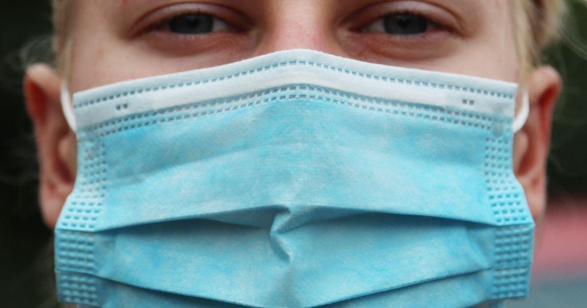 If you shame people for wearing masks, you only succeed in making yourself look ridiculous