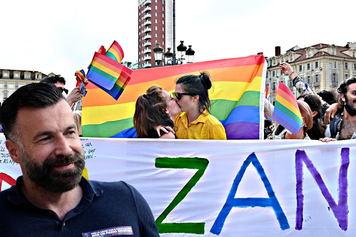 Pro Vita & Famiglia in piazza a Torino: «Contro il ddl Zan per i nostri figli e per le donne»