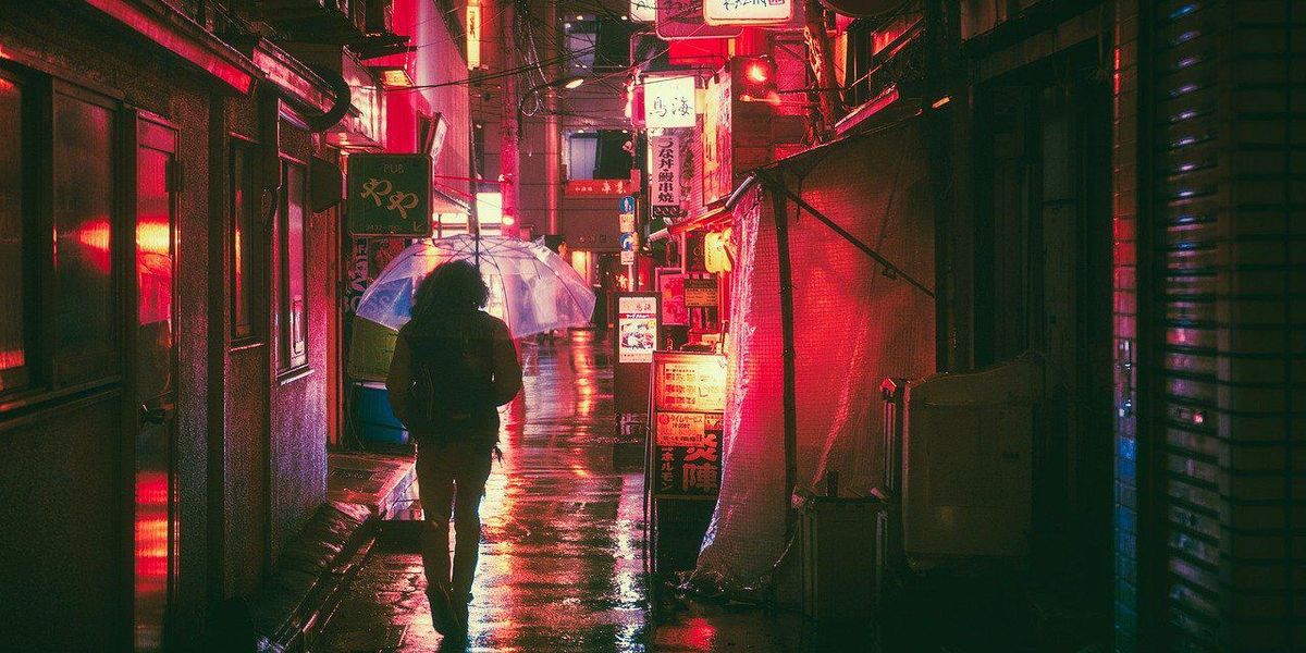 Expats Explain How Their Views About America Have Changed After Moving