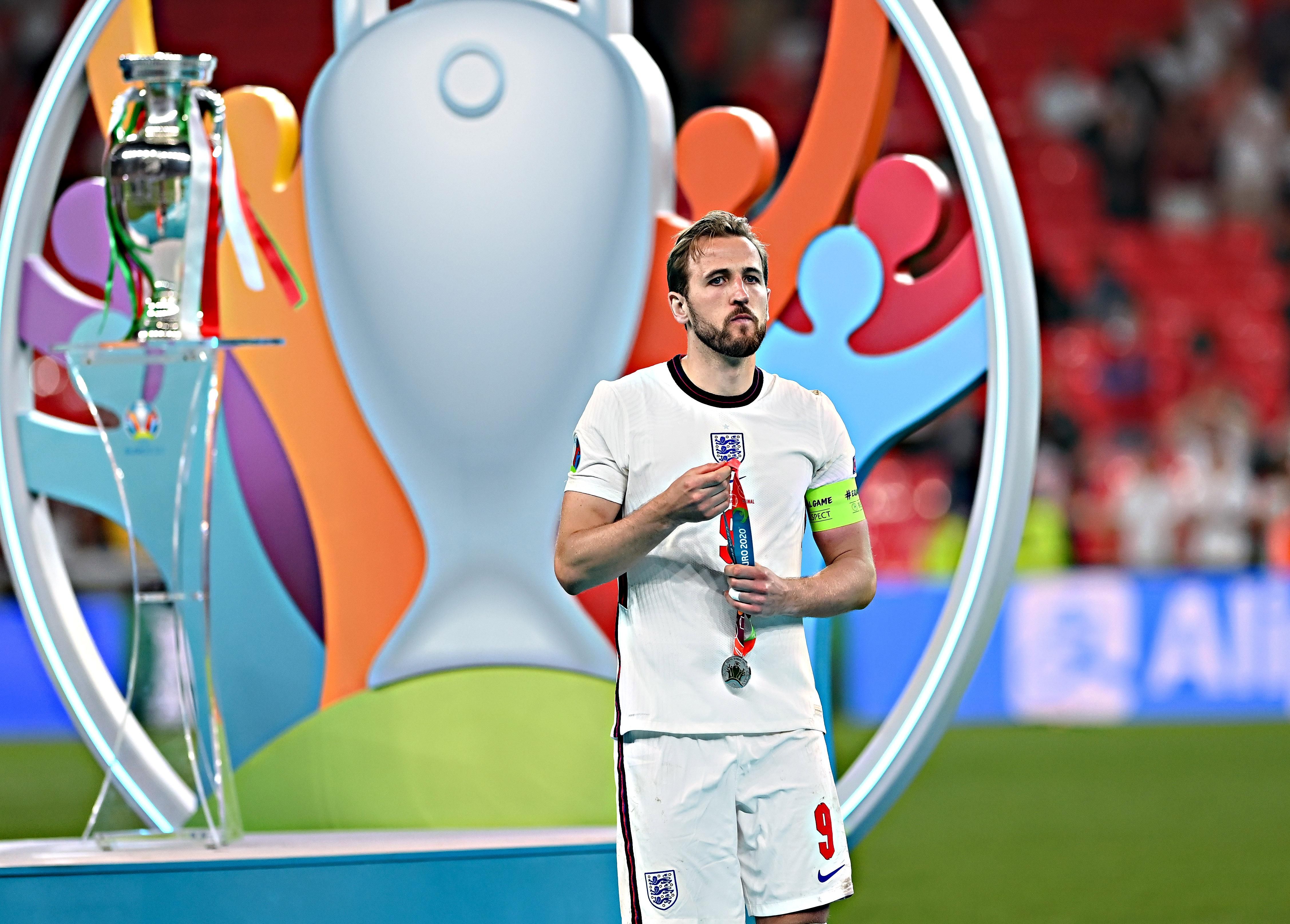 Fischi all’inno e medaglia rifiutata. Come sono poco british gli inglesi