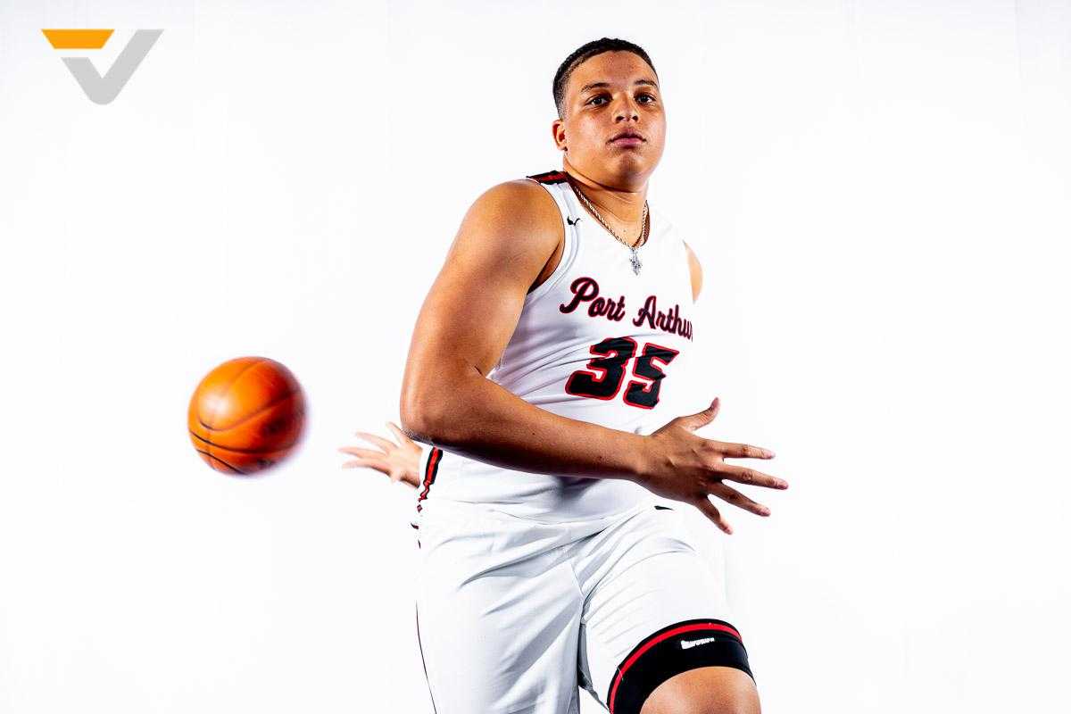 PA-M Lofton's game translates on Global Stage presented by presented by Academy Sports + Outdoors