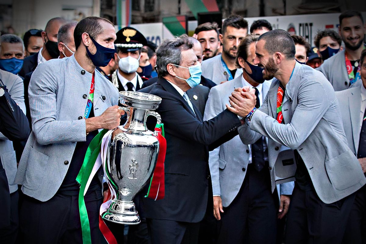 L’Europeo è una grande gioia. Ma le divisioni del Paese non le ricuciono Mancini & C.