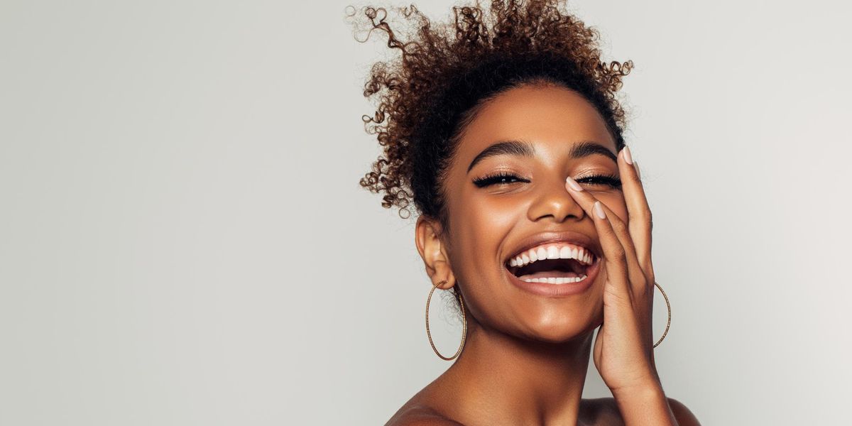 Everything You Need To Create A Flawless (And Low-Maintenance) Summer Face