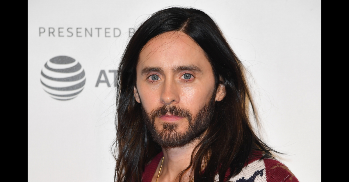 Jared Leto Shows He Doesn't Give A F**k About Gender Norms By Wearing Iconic Outfit To UFC Fight