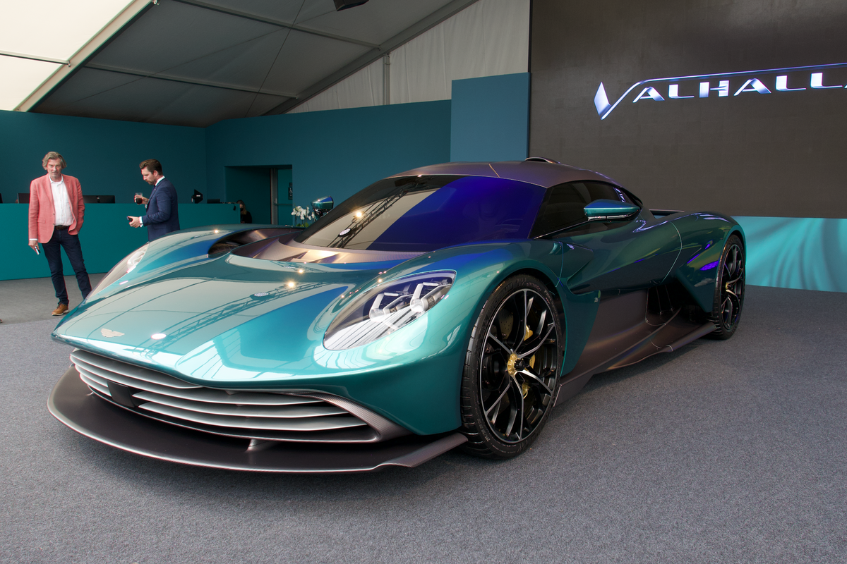 Aston Martin Valhalla plug-in hybrid